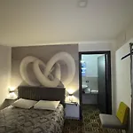 Marta House 2 *